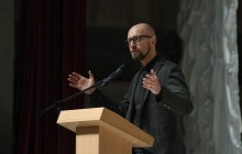 Яценюк рассказал, чем опасны популизм и "игра с сентиментами"