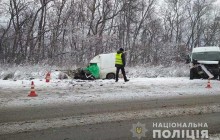 На Тернопільщині при лобовому зіткненні автомобілів загинув водій, ще двоє людей постраждали (фото)
