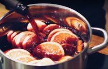 Українцям пояснили, чи можна зігрітися глінтвейном у мороз