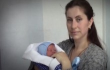 Журналісти розповіли про скандал довкола породіллі в Києві, яку лікарі зробили бездітною (відео)