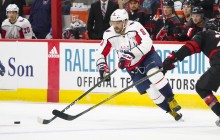 Овечкин совершил второй хет-трик подряд и помог Вашингтону обыграть Каролину в НХЛ