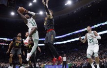 Украинец Лэнь набрал 13 очков в проигранном матче Атланты в НБА