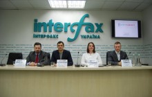 76% украинцев считают, что дела в стране движутся в неправильном направлении - опрос