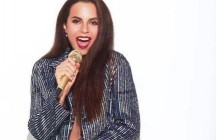 Настя Каменських підірвала мережу фотографією в піжамі