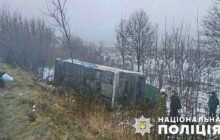 Масштабна ДТП під Одесою: через ожеледицю та туман зіткнулися понад 10 автомобілів (фото)