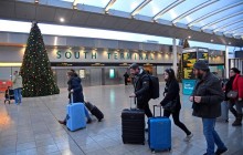 Поліція Англії арештувала двох людей у справі про дрони над аеропортом "Гатвік" (відео)