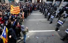 В Барселоне задержаны 12 протестующих, которые собирались применить коктейли молотова (фото, видео)