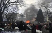 На різдвяному ярмарку у Львові стався вибух, є постраждалі (відео)