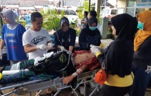 Кількість жертв цунамі в Індонезії перевищила 220 осіб (фото)