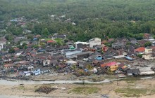 Жителів Індонезії попередили про ймовірність нового цунамі (фото, відео)