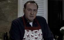 Сеть взорвало видеообращение Кевина Спейси в образе героя "Карточного домика"