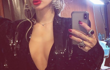 Лобода покорила сеть "опасным" декольте (фото)