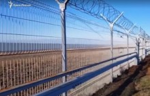 Оккупанты показали "стену" на админгранице с Крымом (видео)