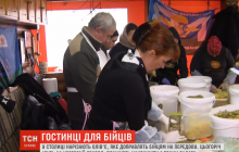 Небайдужі кияни планують нарізати чотири тонни олів'є для бійців на передовій (відео)