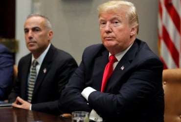 Митні тарифи США скасовано: світ затамував подих, очікуючи реакції Трампа, - Politico