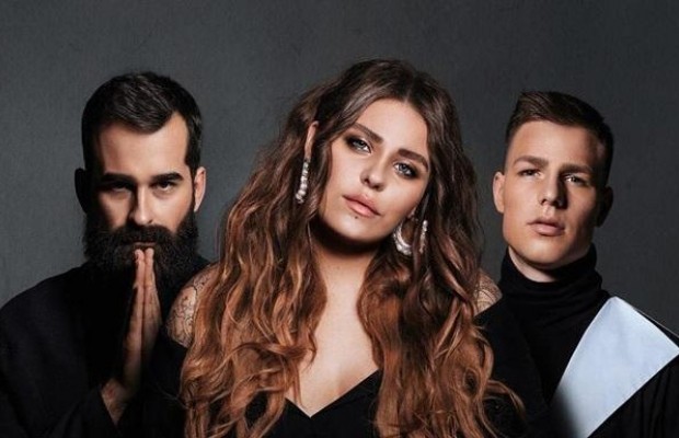 Популярність не дає спокою: росіяни заочно нагородили український гурт KAZKA