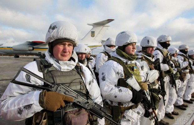 В Украине сегодня отмечают День Вооруженных Сил: лучшие поздравления и открытки
