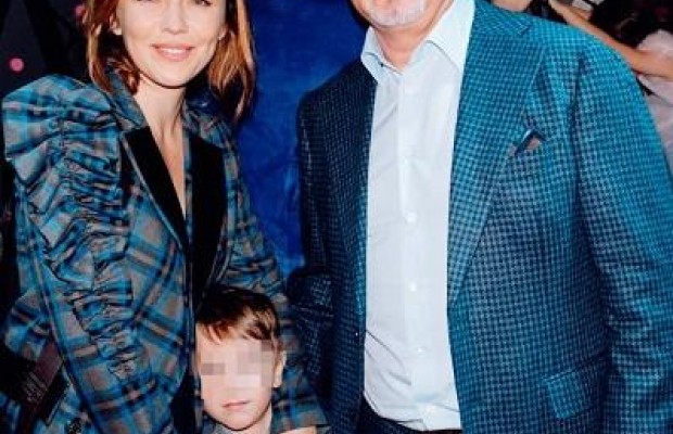 Валерій Меладзе та екс-"віагра" вперше вивели у світ свого 4-річного сина (фото)