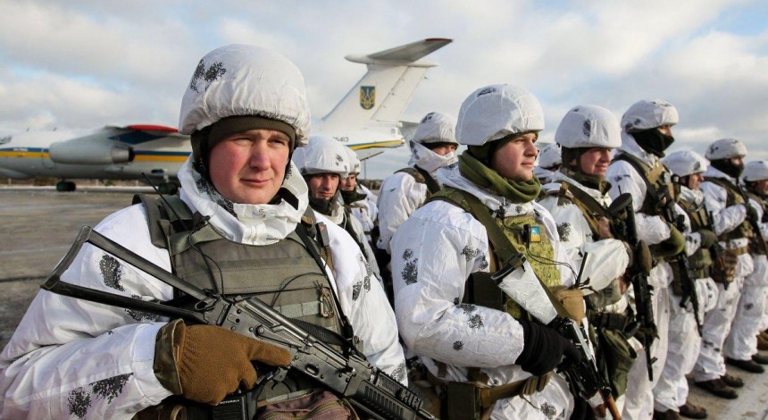 В Украине сегодня отмечают День Вооруженных Сил: лучшие поздравления и открытки