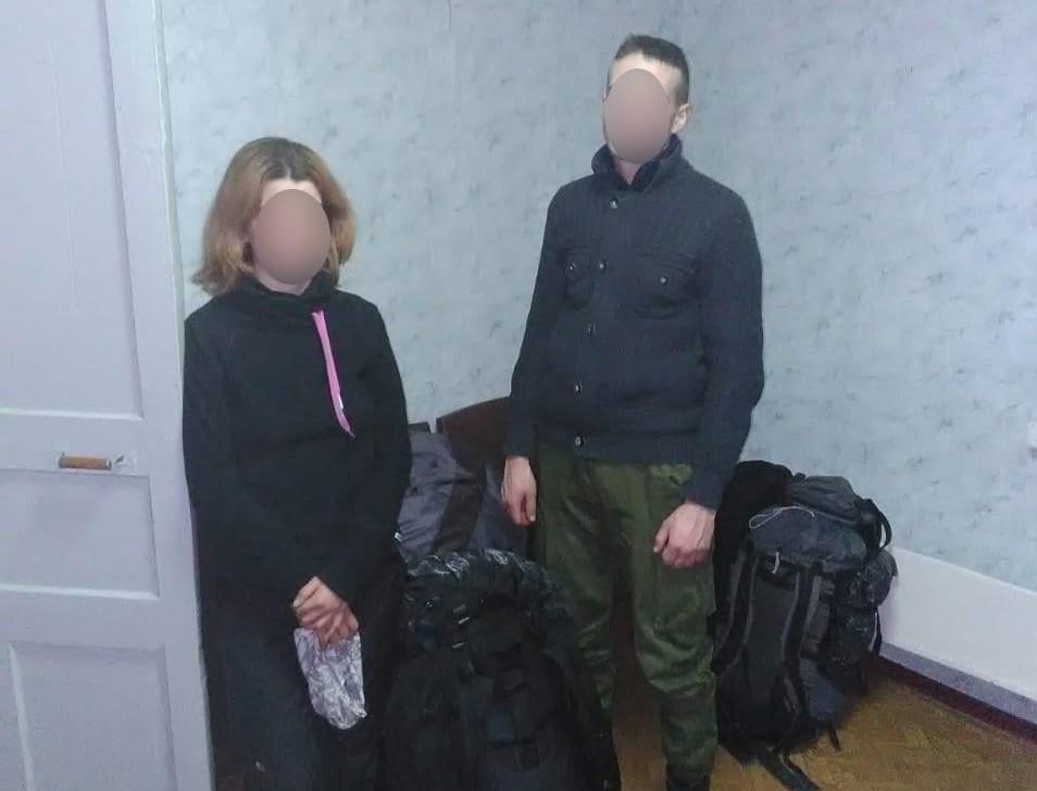 Двоє сталкерів зустріли Новий рік у Чорнобильській зоні / фото kv.npu.gov.ua Двоє сталкерів зустріли Новий рік у Чорнобильській зоні / фото kv.npu.gov.ua