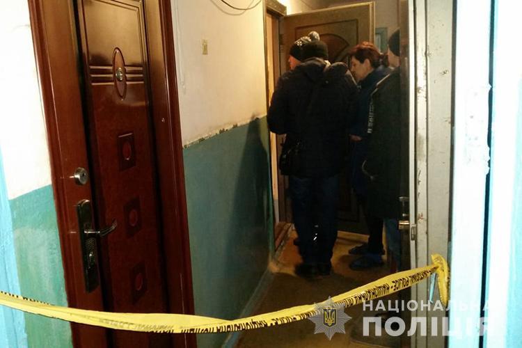 На момент вибуху в кімнаті перебувало чотири людини / фото: Нацполіція На момент вибуху в кімнаті перебувало чотири людини / фото: Нацполіція