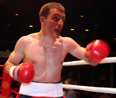 Очеретяный – украинец, профессиональный боксер-тяжеловес / ringside24.com Очеретяный – украинец, профессиональный боксер-тяжеловес / ringside24.com