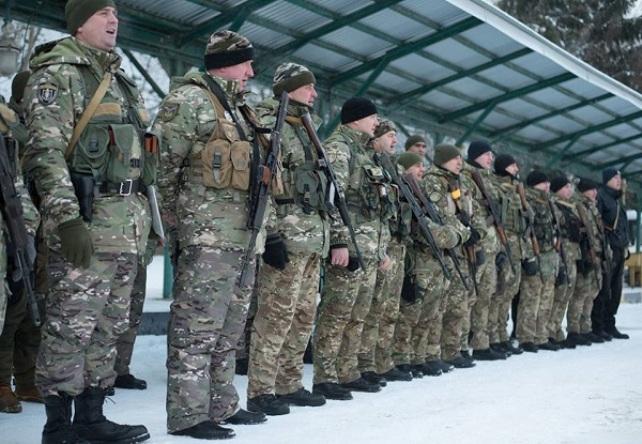 В зону ООС вирушили 30 бійців роти поліції «Тернопіль» / фото прес-служба ТОДА В зону ООС вирушили 30 бійців роти поліції «Тернопіль» / фото прес-служба ТОДА