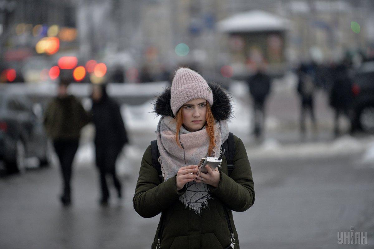В Украине работает около 44% базовых станций мобильных операторов / фото УНИАН