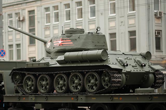 Пропаганда Росії перекинулася на Т-34 після провалу Т-14 / Flickr/Dmitriy Fomin Пропаганда Росії перекинулася на Т-34 після провалу Т-14 / Flickr/Dmitriy Fomin