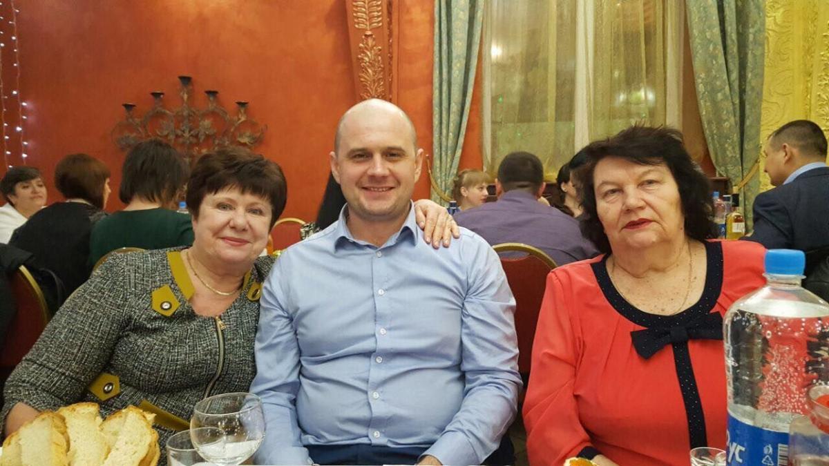 Кадровий російський офіцер у Луганську / фото ТСН Кадровий російський офіцер у Луганську / фото ТСН