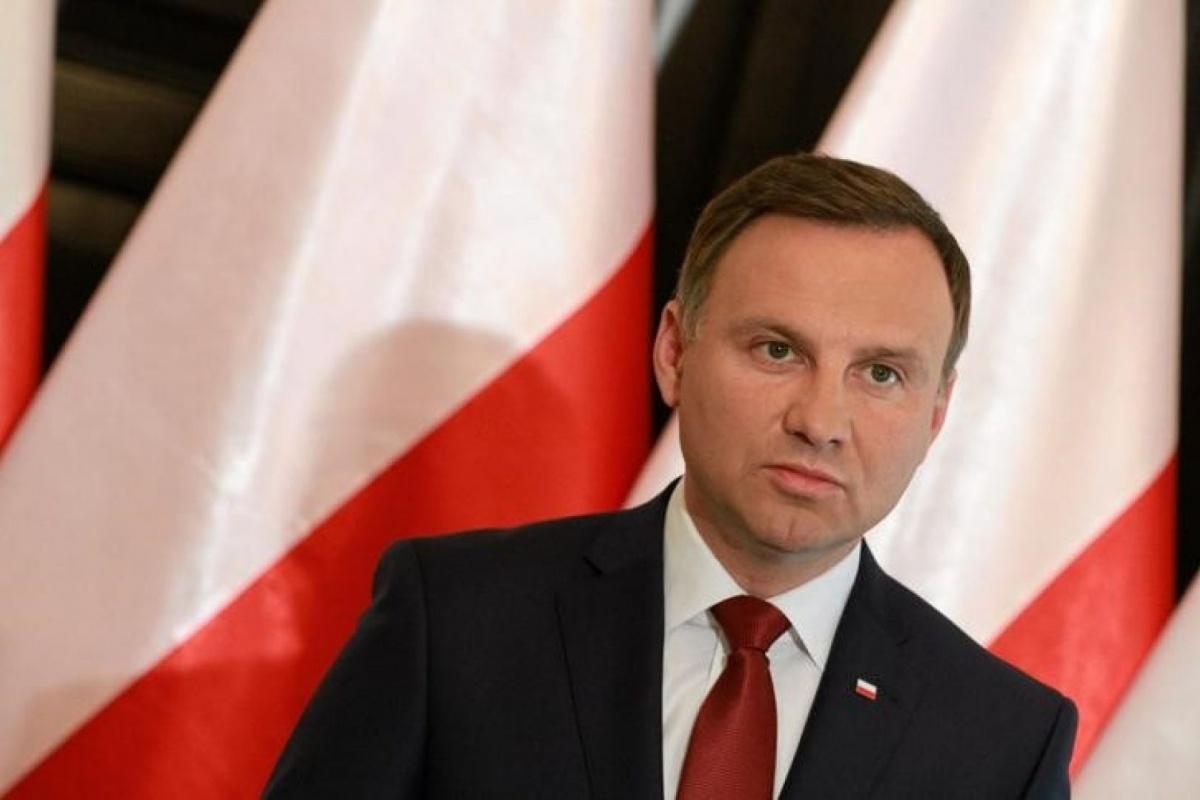 Дуда сказав, що хотів би відвідати похорон Адамовича / Фото з відкритих джерел Дуда сказав, що хотів би відвідати похорон Адамовича / Фото з відкритих джерел