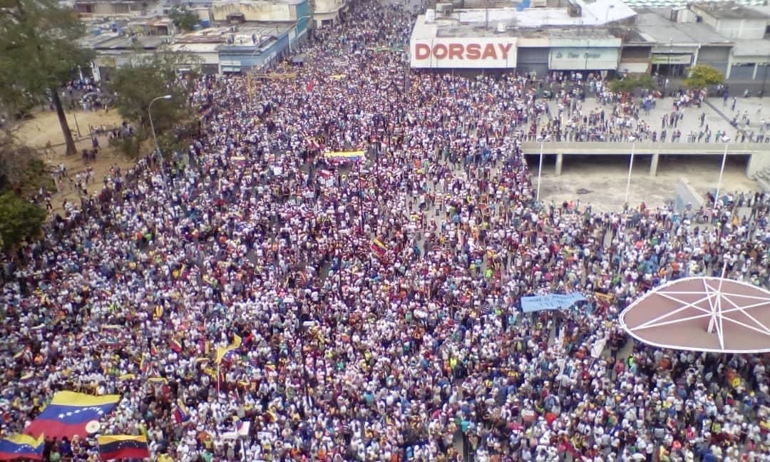 В Венесуэле массовые протесты / фото twitter.com/jguaido В Венесуэле массовые протесты / фото twitter.com/jguaido