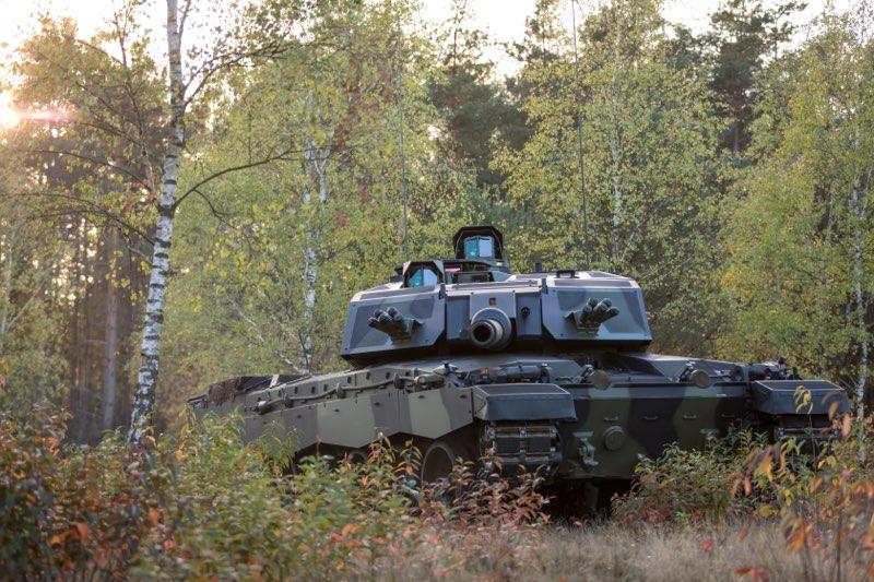 Екіпаж всередині Challenger 2 відсутній з міркувань безпеки / фото andrei-bt.livejournal.com Екіпаж всередині Challenger 2 відсутній з міркувань безпеки / фото andrei-bt.livejournal.com
