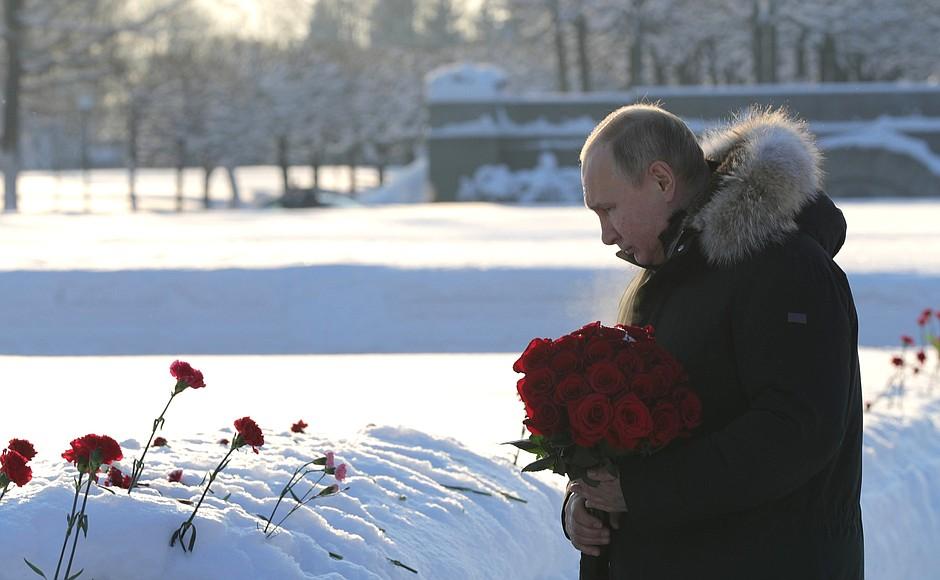   In St. Petersburg, celebrated the 75th anniversary of the complete lifting of the blockade of the city (formerly Leningrad) / photo cremlin.ru 