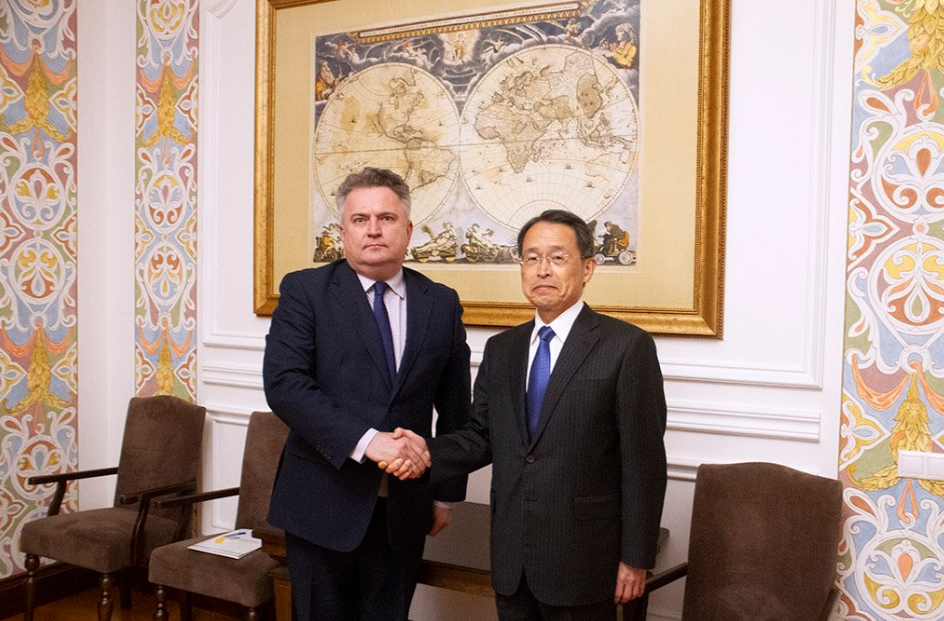 Новый посол Японии в Украине приступил к работе / фото twitter.com/mfa_ukraine