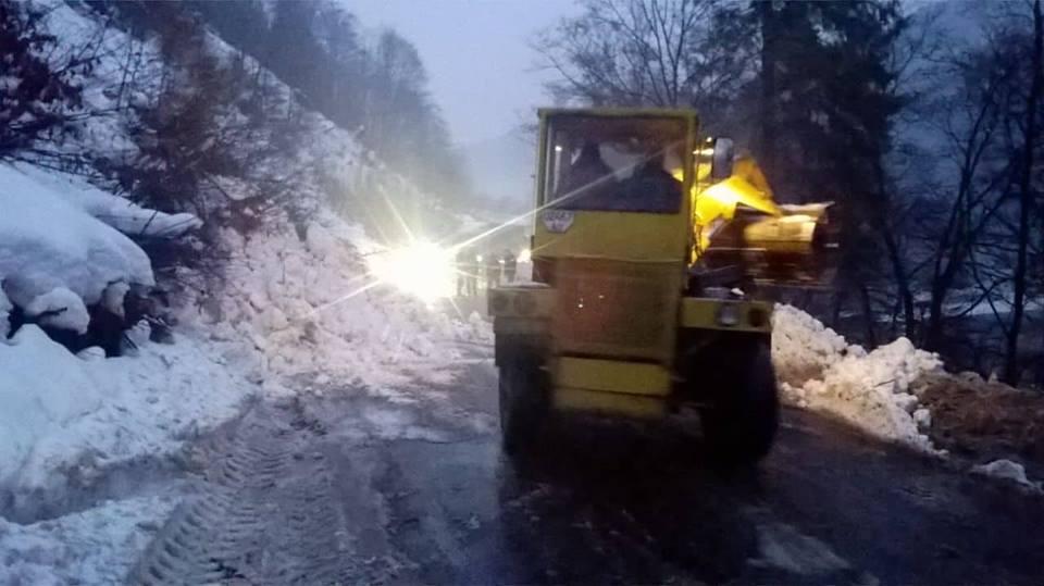 На Закарпатті зійшла лавина / Укравтодор На Закарпатті зійшла лавина / Укравтодор