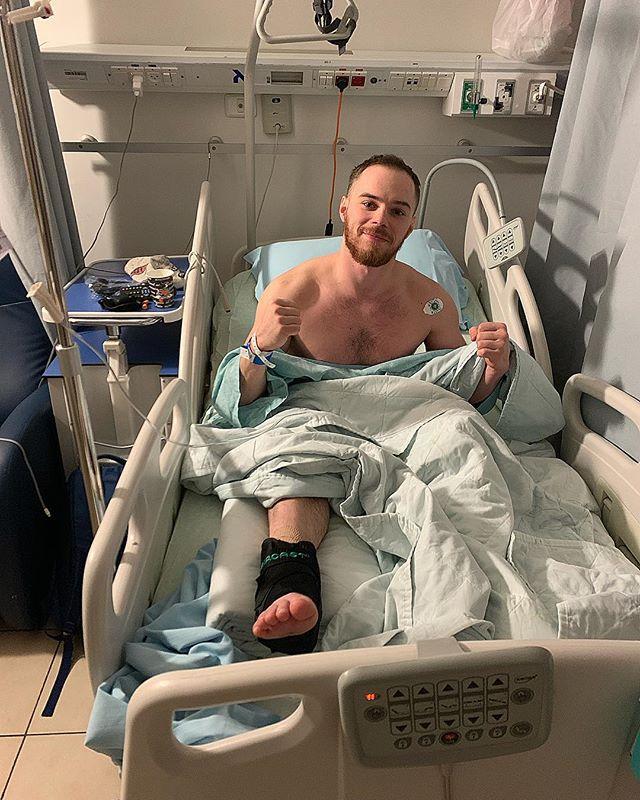Верняеву прооперировали обе ноги в израильской клинике / instagram.com/verniaiev13 Верняеву прооперировали обе ноги в израильской клинике / instagram.com/verniaiev13