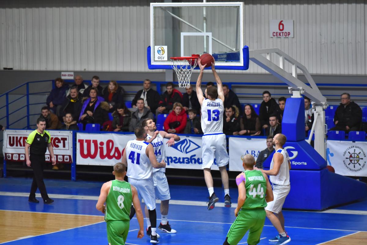 Баскетболісти Одеси виявилися сильнішими в цьому матчі / fbu.ua