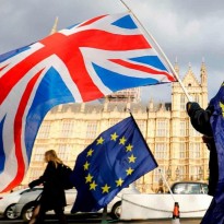 Евроскептики выдвинули Мэй требования относительно соглашения о Brexit - СМИ