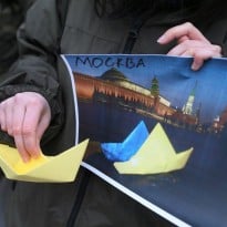 Minsk talks: Ukraine calls on Russia to unblock hostage release