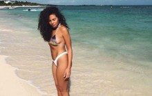 "Втягнула живіт": нове фото Насті Каменських в купальнику розкритикували в мережі