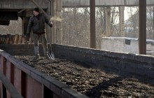 Russia smuggles tonnes of coal from occupied Donbas – minister