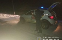 В Одеській області водій "Волги" збив двох підлітків і втік, кинувши автомобіль