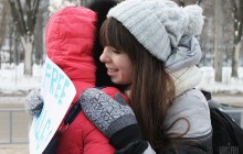 Сегодня отмечается Международный день объятий: в чем польза обнимашек и лучшие поздравления