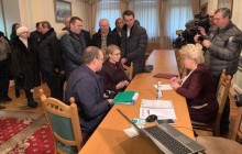 Юлія Тимошенко подала документи до Центральної виборчої комісії