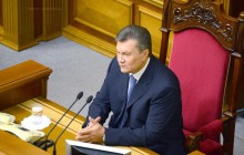 Суддя пояснив, чому з Януковича зняли частину обвинувачень