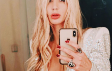 Лобода "засвітила" груди у блискучій сукні з екстремальним декольте (фото, відео)