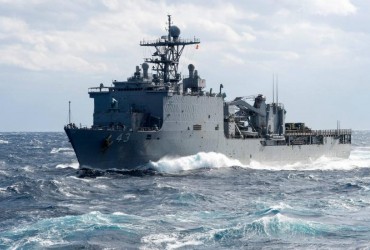 USS Fort McHenry en route to the Black Sea (Photo)