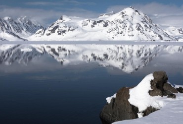 В одній з найвищих точок Гренландії вперше пішов дощ, а не сніг