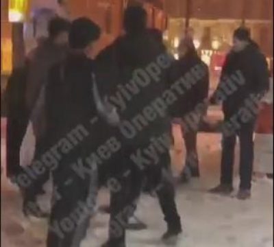 Толпой на одного: в Екатеринбурге зверски избили мужчину